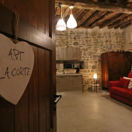 Mella -la Corte - At The With Parking