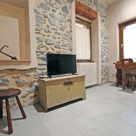 Apartamento Mella -la Corte - At The With Parking